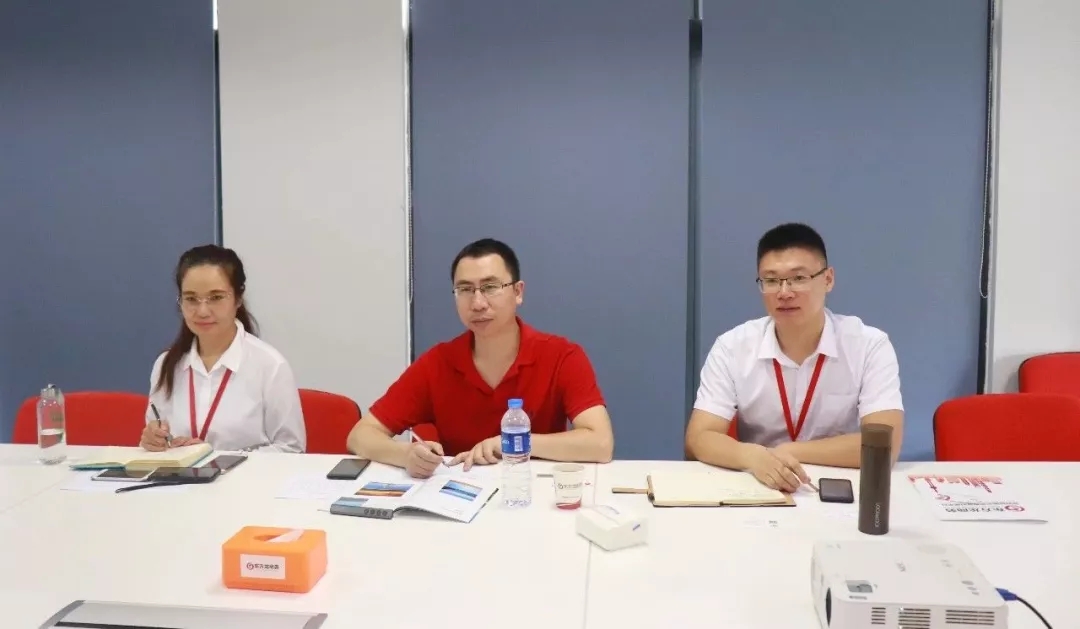 【上海對接會】東方龍商務上??偛颗e行氣凝膠材料項目政府對接會,雙方將實地考察推進落地 【上海對接會】東方龍商務上海總部舉行氣凝膠材料項目政府對接會,雙方將實地考察推進落地
