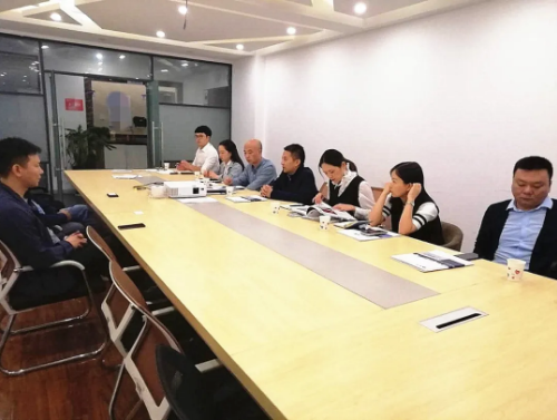 集團(tuán)成功推進(jìn)3家高質(zhì)投資選址企業(yè)精準(zhǔn)對(duì)接地方政府,涉及多個(gè)技術(shù)領(lǐng)域 集團(tuán)成功推進(jìn)3家高質(zhì)投資選址企業(yè)精準(zhǔn)對(duì)接地方政府,涉及多個(gè)技術(shù)領(lǐng)域