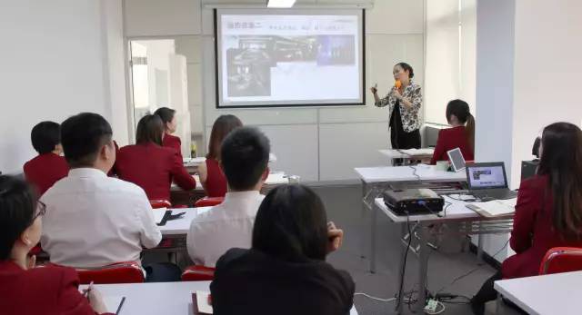 東方龍商務五月委托招商培訓,照亮優秀到卓越的成長之路 東方龍商務五月委托招商培訓,照亮優秀到卓越的成長之路