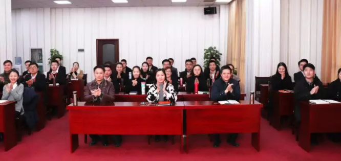 【評估會】東方龍商務舉行項目評估會,25個優(yōu)質項目經評估可對接政府園區(qū),6個全國布點項目涵蓋戰(zhàn)略新興產業(yè) 【評估會】東方龍商務舉行項目評估會,25個優(yōu)質項目經評估可對接政府園區(qū),6個全國布點項目涵蓋戰(zhàn)略新興產業(yè)