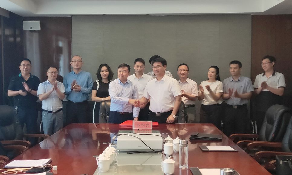 東方龍商務(wù)集團(tuán)成立5周年系列報(bào)道之四 服務(wù)篇《升級(jí)服務(wù)質(zhì)量永遠(yuǎn)在路上》 東方龍商務(wù)集團(tuán)成立5周年系列報(bào)道之四 服務(wù)篇《升級(jí)服務(wù)質(zhì)量永遠(yuǎn)在路上》