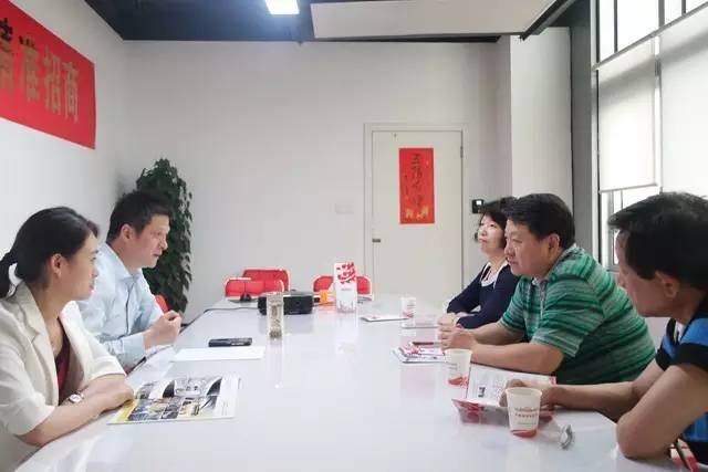 東方龍商務與上海孜畫傳媒建立戰(zhàn)略合作伙伴關系，拓寬延伸平臺增值服務領域