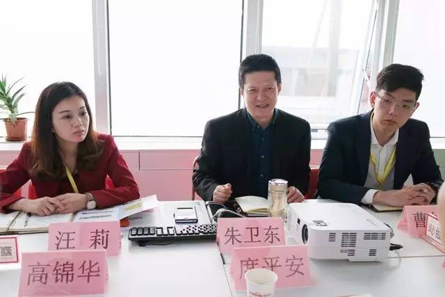 湖北省云夢經濟開發區黨工委書記席平安帶隊考察上海東方龍商務國際平臺 湖北省云夢經濟開發區黨工委書記席平安帶隊考察上海東方龍商務國際平臺