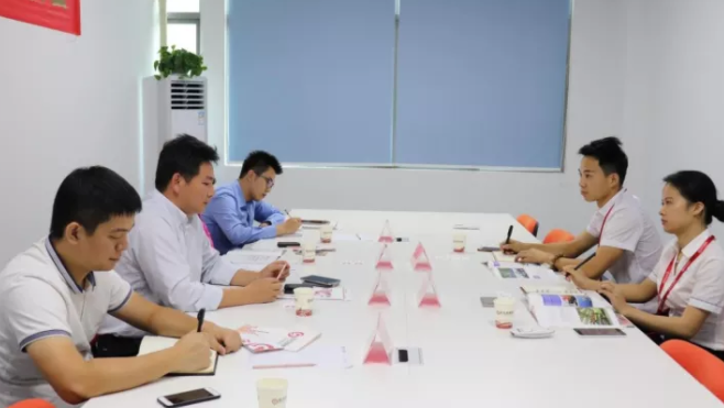 廣東珠海市商務(wù)局來訪東方龍商務(wù)深圳分公司，洽談委托招商引資合作