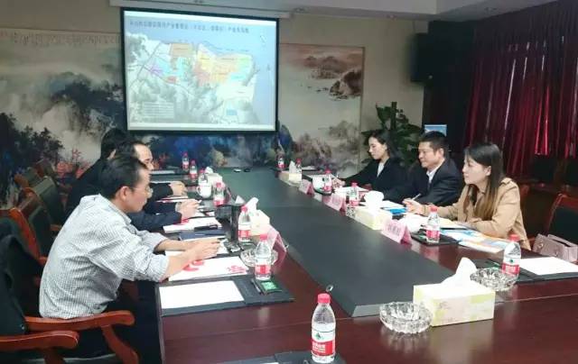 東方龍商務實地考察舟山群島海洋產業集聚區,深化合作內涵,落實合作協議 東方龍商務實地考察舟山群島海洋產業集聚區,深化合作內涵,落實合作協議