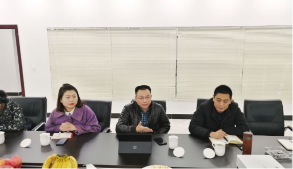 陪同政府園區(qū)對接考察聚合物鋰離子電池投資選址項目,明晰合作事宜,推進項目落實 陪同政府園區(qū)對接考察聚合物鋰離子電池投資選址項目,明晰合作事宜,推進項目落實
