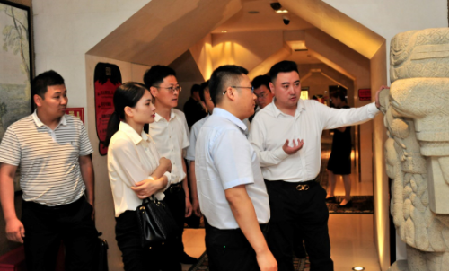 陪同政府園區赴縣域總部基地投資選址項目方對接考察,推動縣域經濟高質量發展 陪同政府園區赴縣域總部基地投資選址項目方對接考察,推動縣域經濟高質量發展