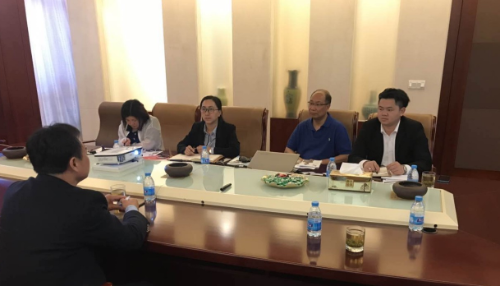 陪同政府園區赴阻燃劑投資選址項目方對接考察，達成初步合作意向