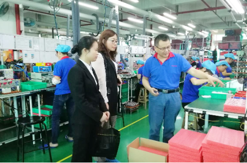 陪同政府園區對接考察上市電機生產投資選址項目，高效推進項目發展