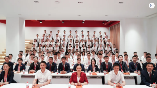 三地齊亮相，拼干勁，創(chuàng)戰(zhàn)績！集團成功舉行9月份委托招商引資經(jīng)營服務分析暨“大干100天”動員誓師大會