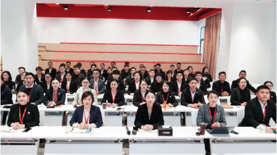 項目量質(zhì)攀新高，掀起“大干100天”競賽高潮！12月上旬，集團成功通過49個優(yōu)質(zhì)投資選址項目
