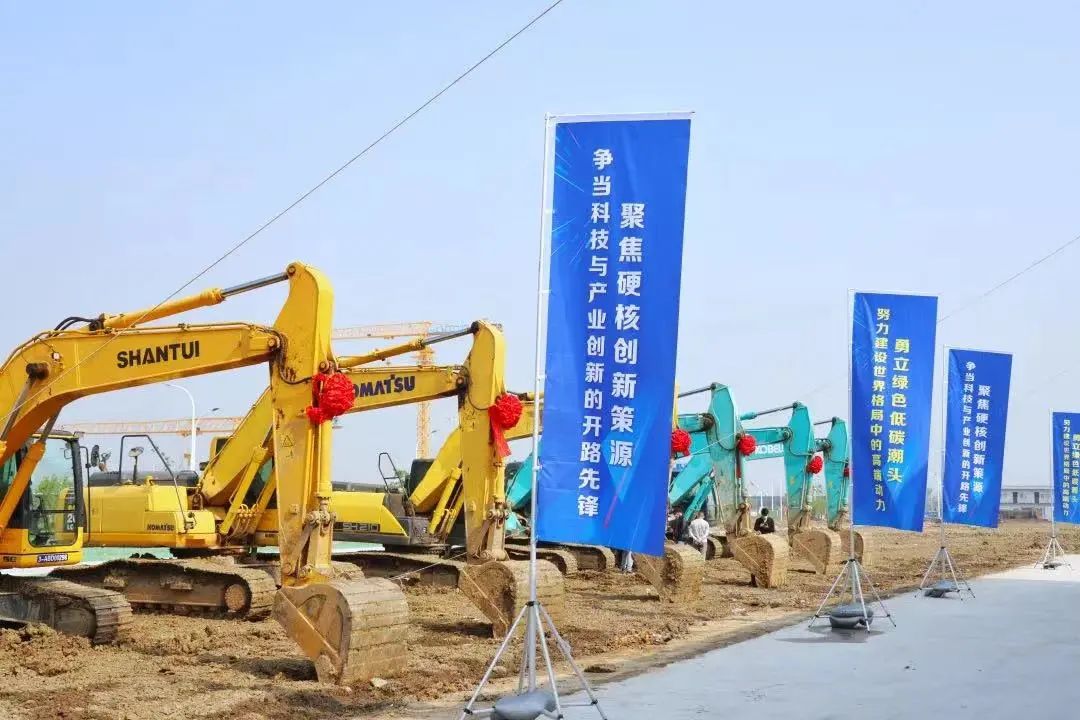 總投資100億，年銷售超100億，年創(chuàng)稅收超10億！無錫惠山百億吉利新能源動力投資選址項(xiàng)目建設(shè)如火如荼