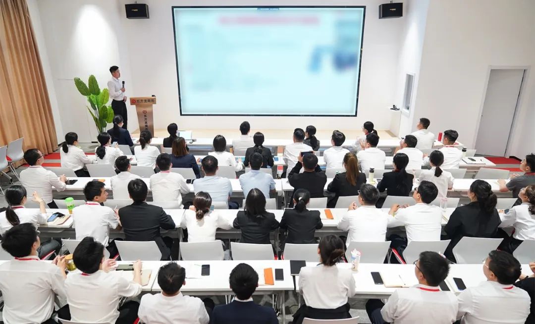 大項目“頂天立地”,跑出落地“加速度”!5月下旬,集團33個優質投資選址項目成功通過評估 大項目“頂天立地”,跑出落地“加速度”!5月下旬,集團33個優質投資選址項目成功通過評估