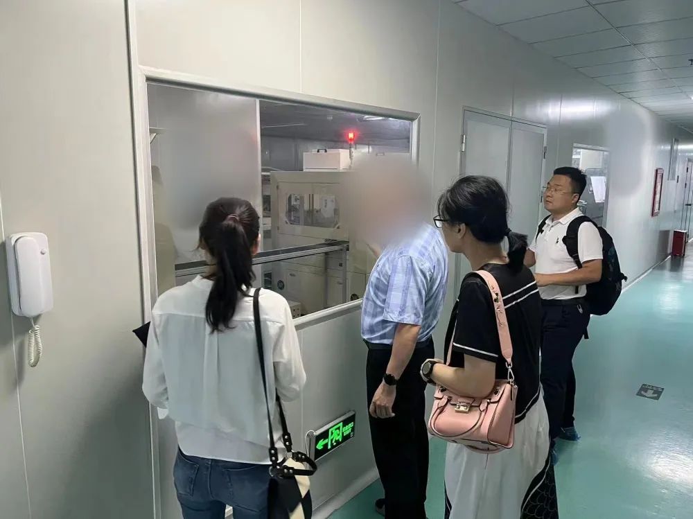 高新技術企業，項目投產見效快！陜西某地方政府實地對接液晶顯示核心配件投資選址項目