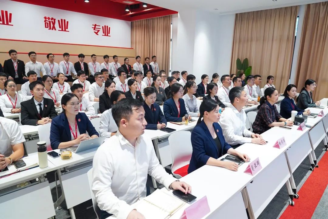 迎進博，抓服務，東方龍商務再出擊！10月下旬，集團共35個優質投資選址項目通過評估