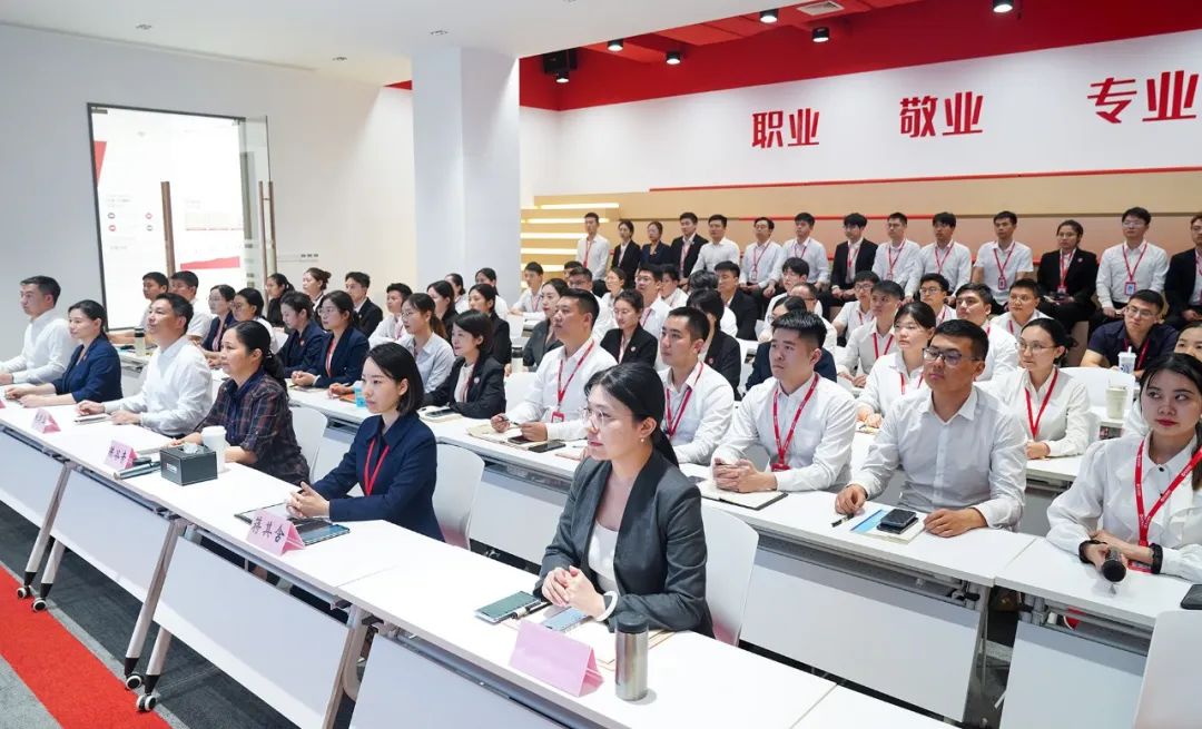 迎進博，抓服務，東方龍商務再出擊！10月下旬，集團共35個優質投資選址項目通過評估