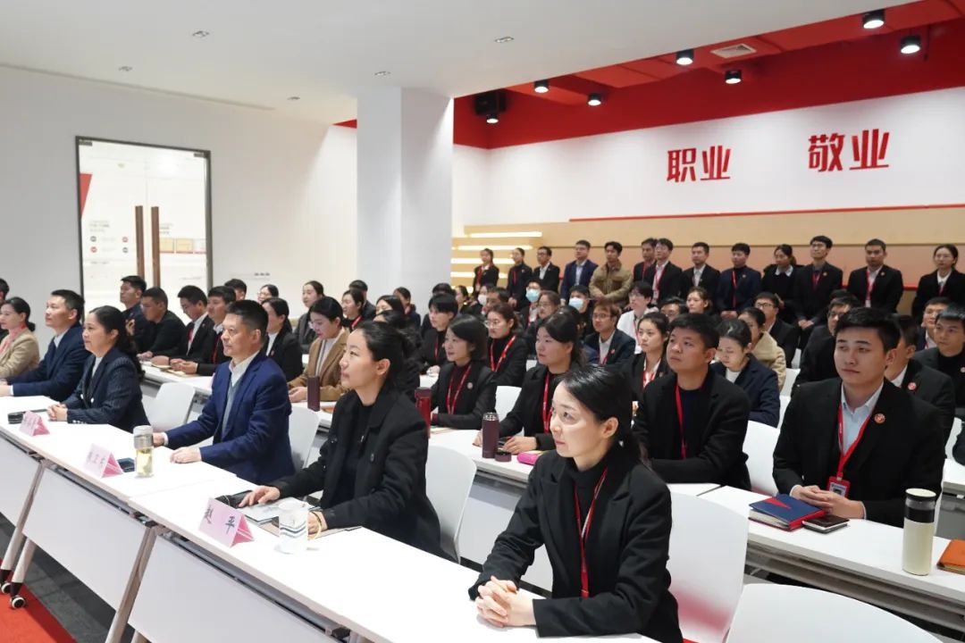 沖刺全年1000個(gè)項(xiàng)目對接目標(biāo)！11月下旬，集團(tuán)共38個(gè)優(yōu)質(zhì)投資選址項(xiàng)目通過本次評估