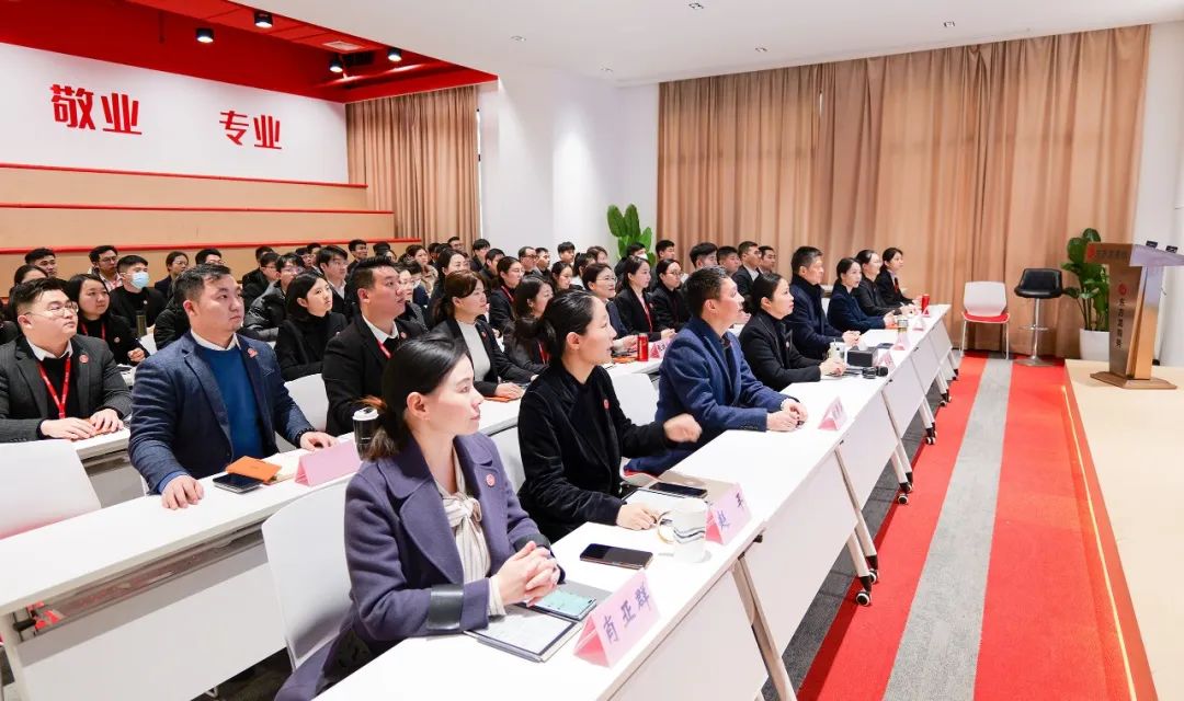 決戰(zhàn)決勝四季度，儲(chǔ)備項(xiàng)目迎新年！1月下旬，集團(tuán)共45個(gè)優(yōu)質(zhì)投資選址項(xiàng)目通過評(píng)估