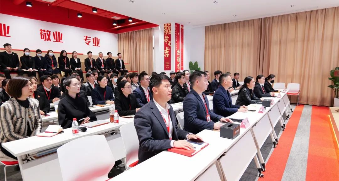 抓招商拼項目，奮力沖刺“開門紅”！3月上旬，集團共43個優質投資選址項目通過評估