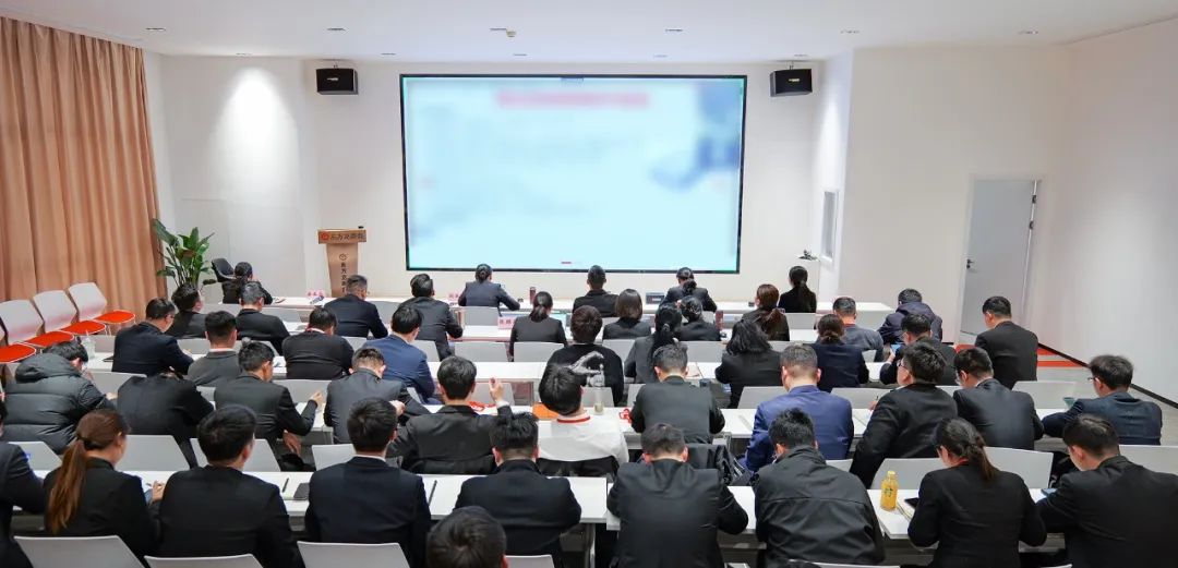 攻招商、拼項目、優服務，捍衛行業龍頭地位！3月中旬，集團共43個優質投資選址項目通過評估