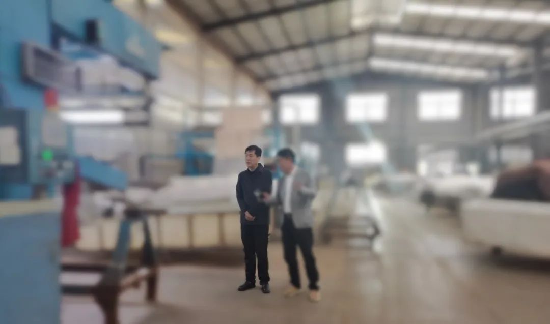 時尚服裝品牌供應商！黑龍江某地方政府實地對接老牌紡織布料加工投資選址項目