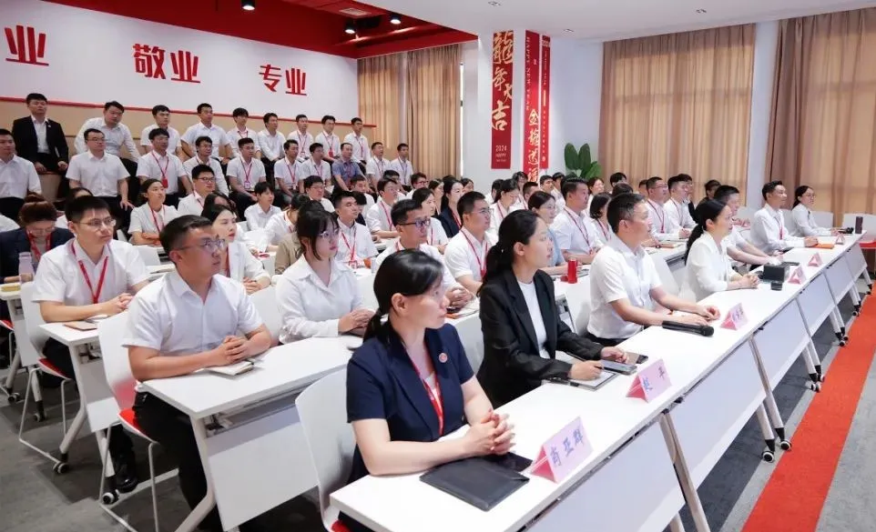 引領(lǐng)投資新風(fēng)向，精準(zhǔn)把握招商脈搏！7月中旬，集團(tuán)共44個優(yōu)質(zhì)投資選址項(xiàng)目通過評估