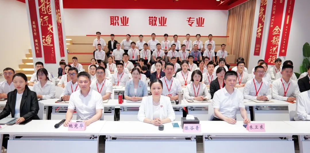 引領(lǐng)投資新風(fēng)向，精準(zhǔn)把握招商脈搏！7月中旬，集團(tuán)共44個優(yōu)質(zhì)投資選址項(xiàng)目通過評估
