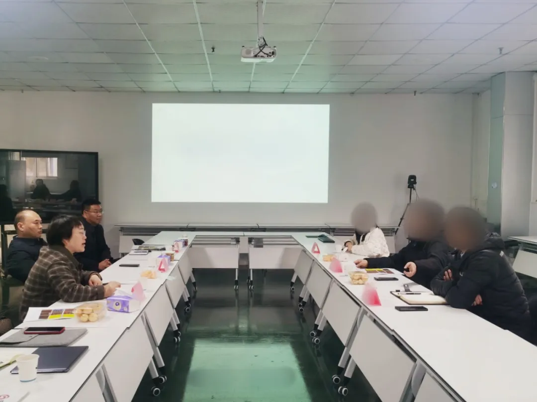 暢銷海內外，產品線豐富！河南某地方政府實地對接品牌運動服裝生產擴建投資選址項目